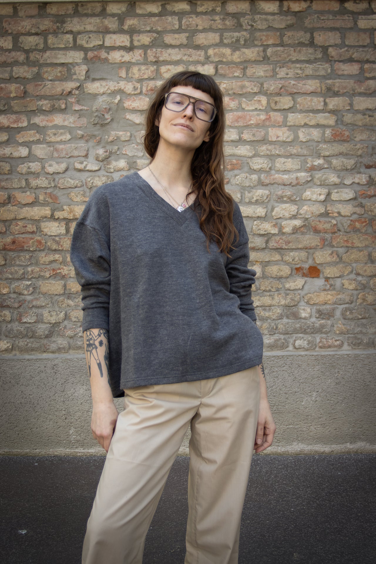 Leichter V Neck Pulli