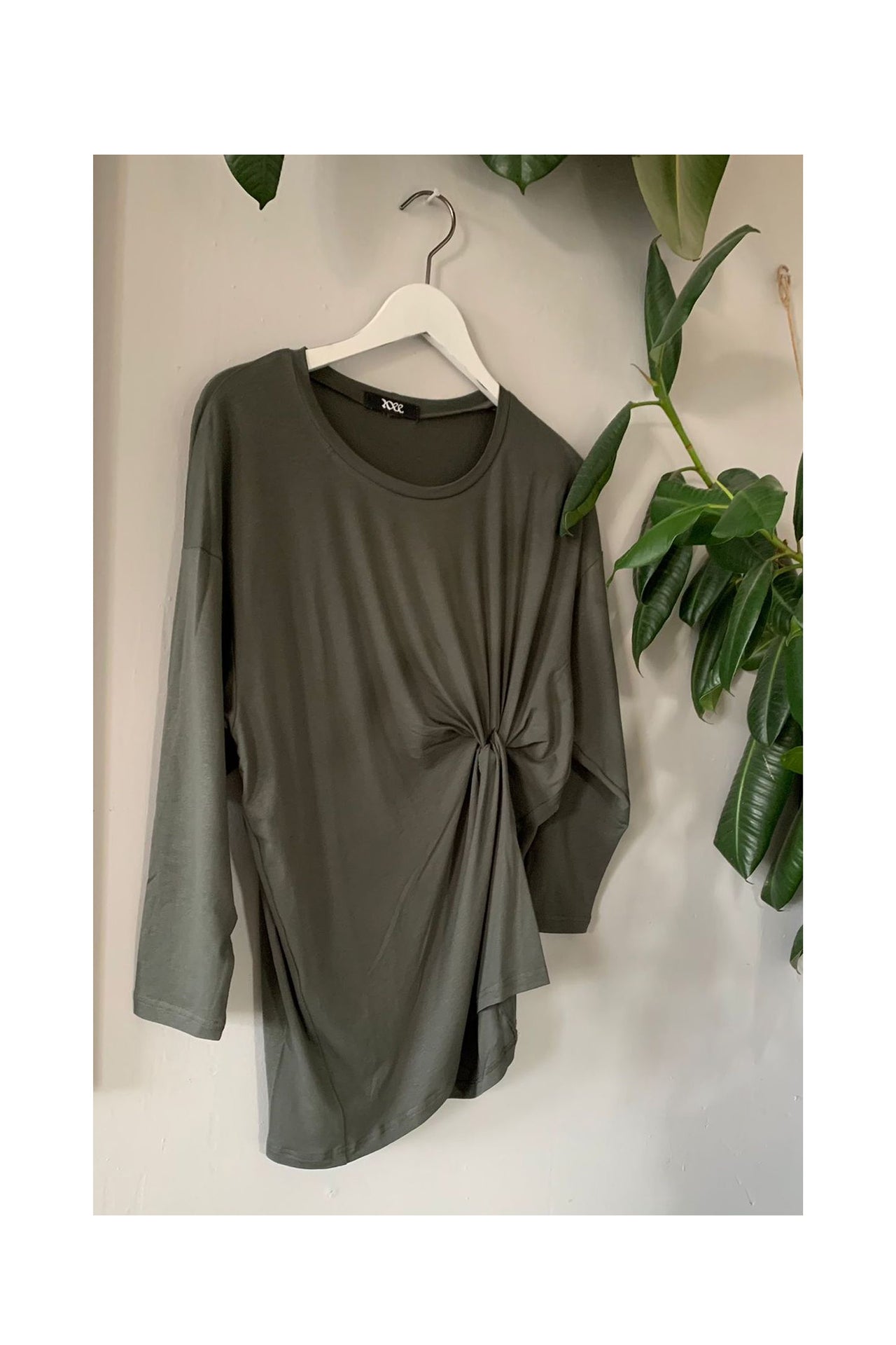 0025 LONGSLEEVE TWISTED "GREEN"