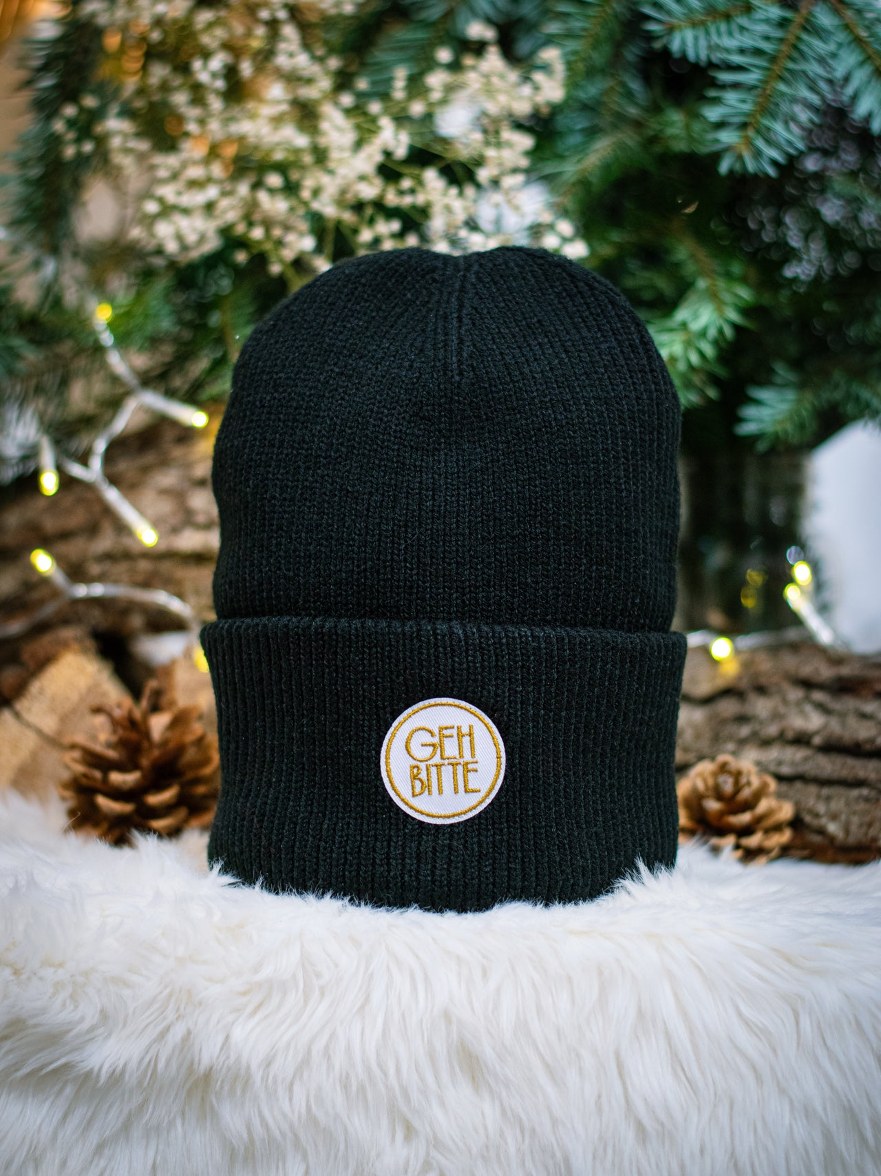 "geh bitte" in den Farben "red, vanilia white & black"